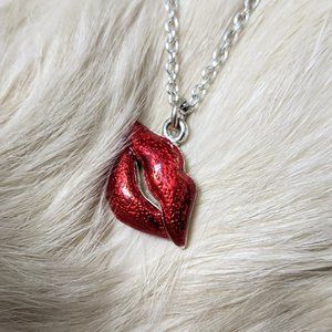 Kitschy Lip Necklace